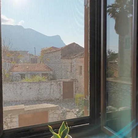 アパート Kir-yiannis Stonehouse @areopoli *