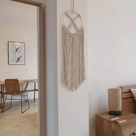 Kir-yiannis Stonehouse @areopoli アレオポリ