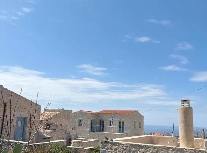 Apartament Kir-yiannis Stonehouse @areopoli *